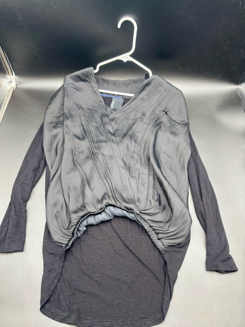 Dolan T-Shirt Surplice Faux Wrap Bubble Hem Top - Black Size Large